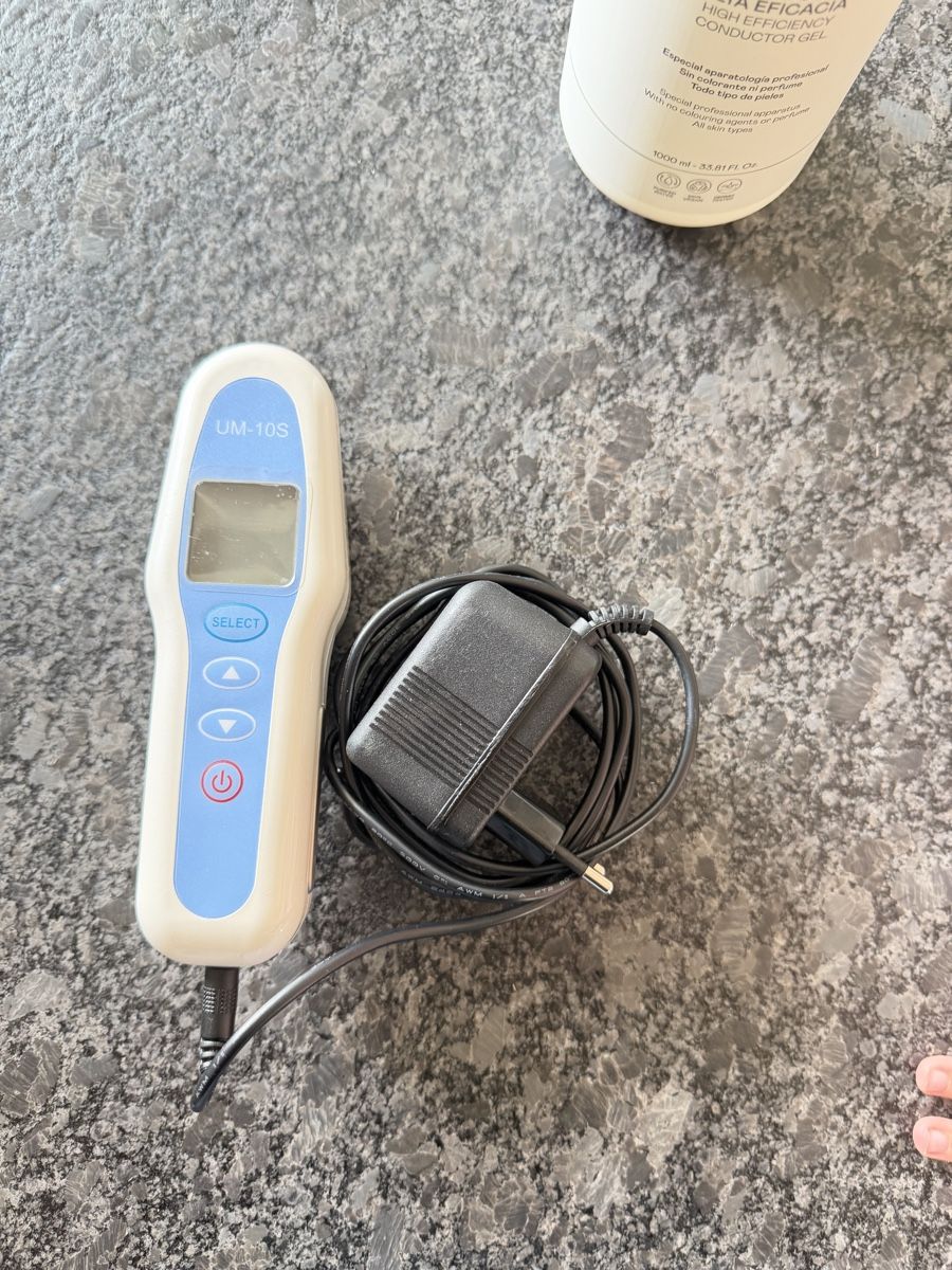 Attrezzature mediche: Ultraschallgerät Um-10s – Usato da Zell ZH venduto da Kleinelady3 1