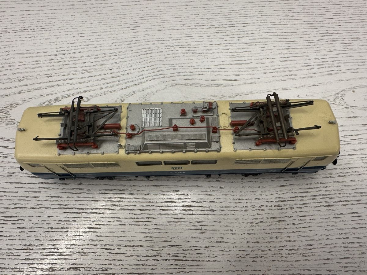 Märklin Modellini di ferrovie: Märklin 3042 DB BR 111 – Usato da Lupsingen venduto da New-Haven 4