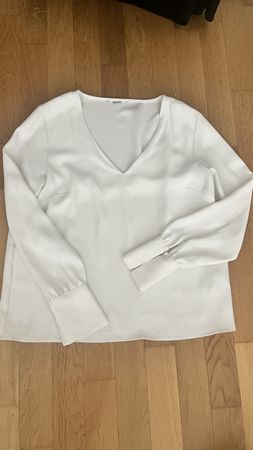 Damen Bluse Langarm Weiss V-Ausschnitt Groesse M guter Zusta
