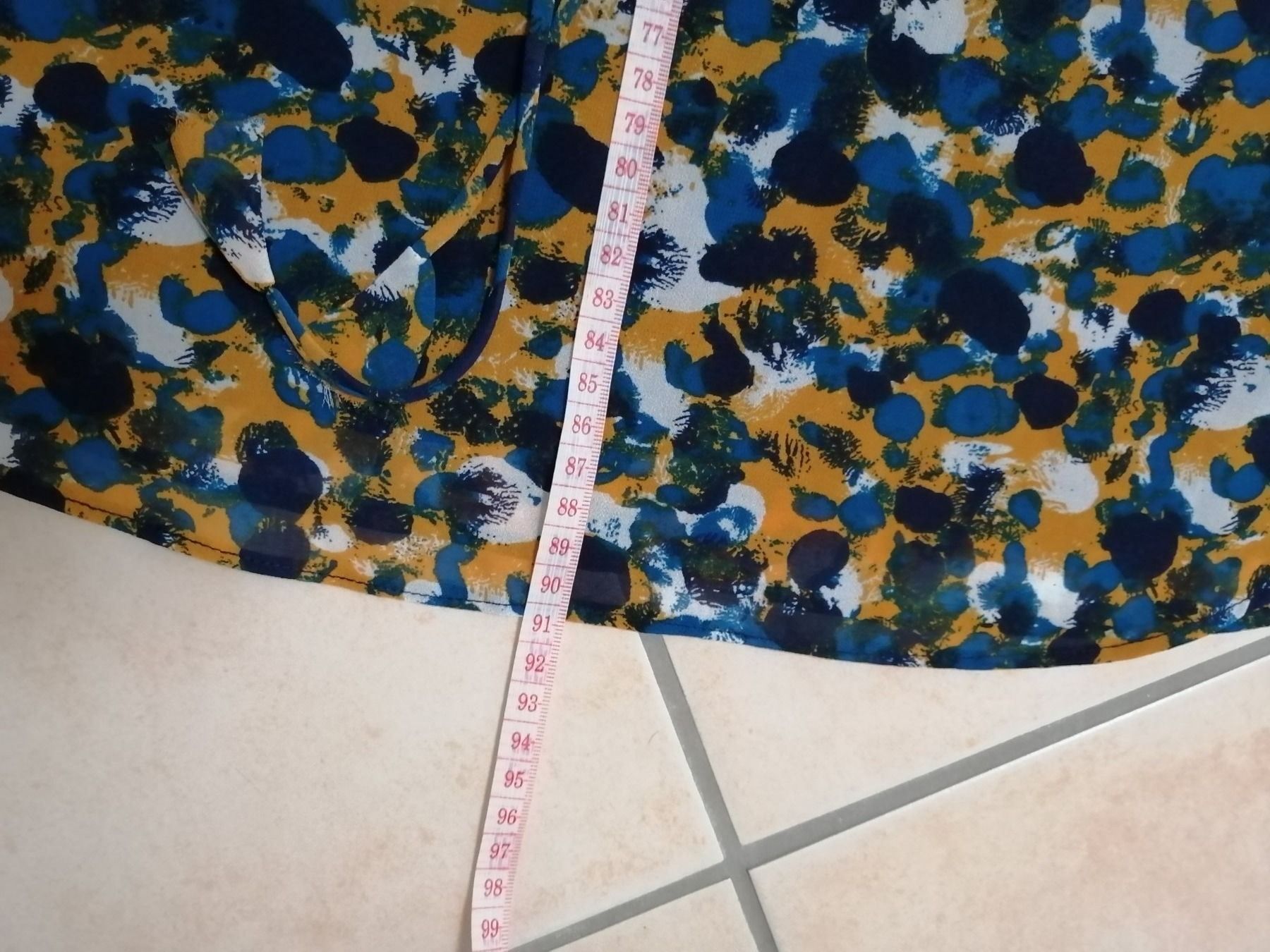 H&M Kleider: Sommerkleid Gr. 34 vom H&M – Gebraucht aus Henau von AXAA 4