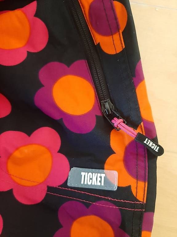 Hosen: Ticket to heaven Skihose Grösse 140cm – Gebraucht aus Lausanne von ftrevaz 2