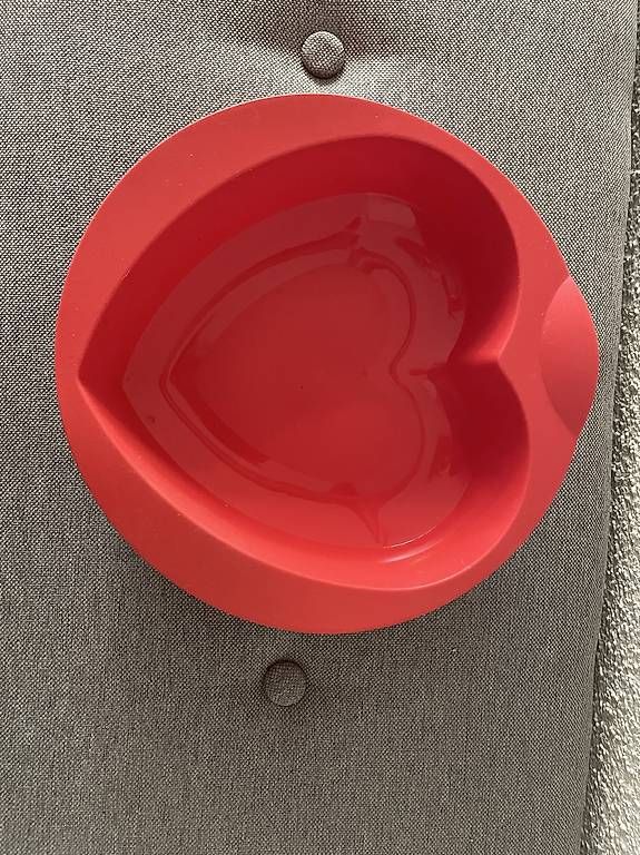 Teglie da forno: Tupperware Silikon Herzform neu & ungebraucht – Usato da Künten venduto da Gubapri