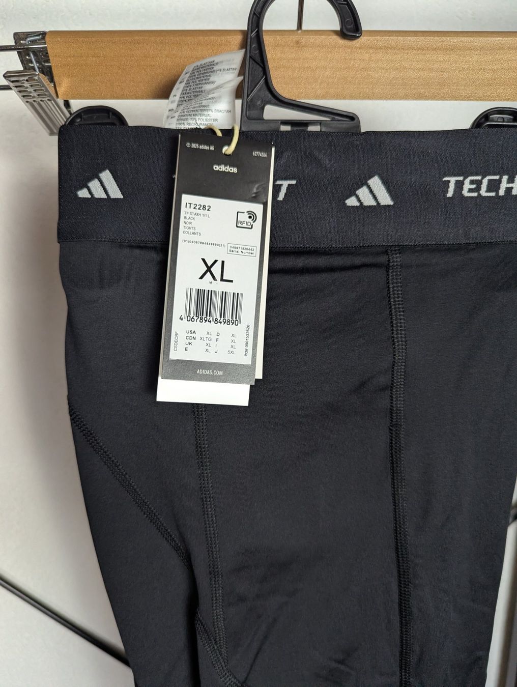 Adidas Leggings: Legging Adidas Techfit "Stash" - Noir - Neuf Taille XL – Neu und originalverpackt aus Yvorne von Bocchino_1291 1