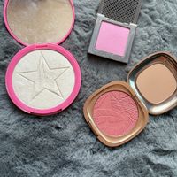 Blush und Highlighter