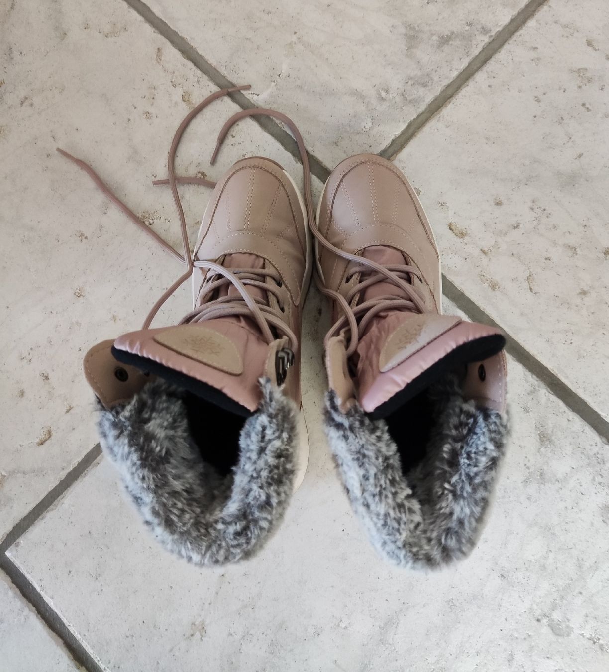 Scarpe da donna: Damen Winterschuh Grösse 38 – Usato da Chur venduto da Rodanisa 2