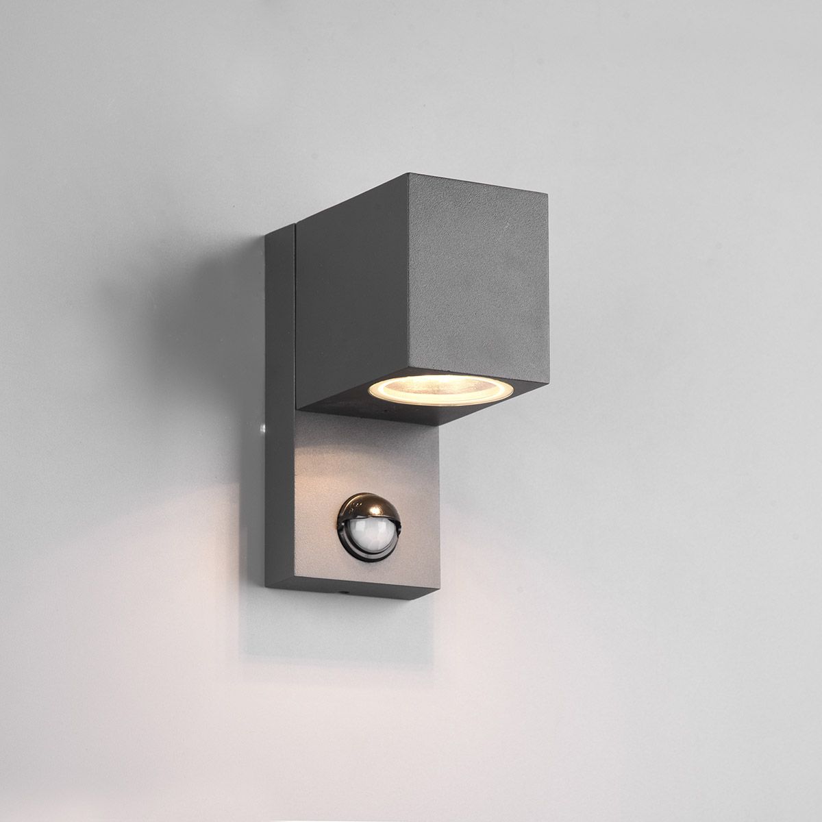 Lampade: Aussen Wandleuchte, Anthrazit, Eckig – Nuovo (secondo la descrizione) da Kreuzlingen venduto da Smart-Light