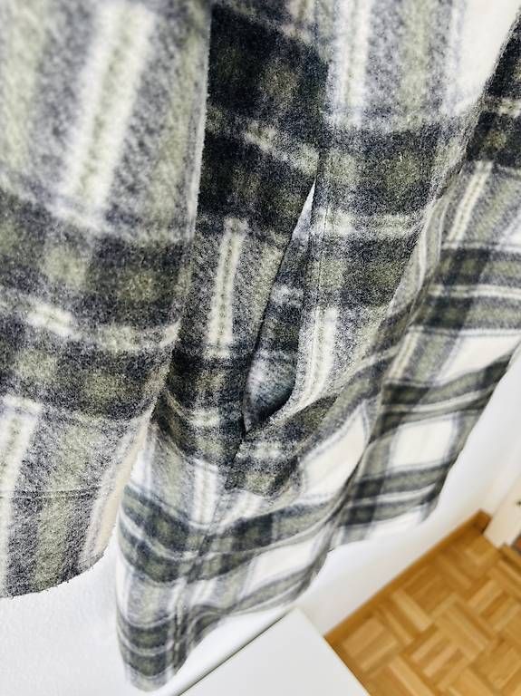 H&M Cappotti: Mantel H&M Gr. S/36 – Usato da St. Moritz venduto da LadinaJ 3