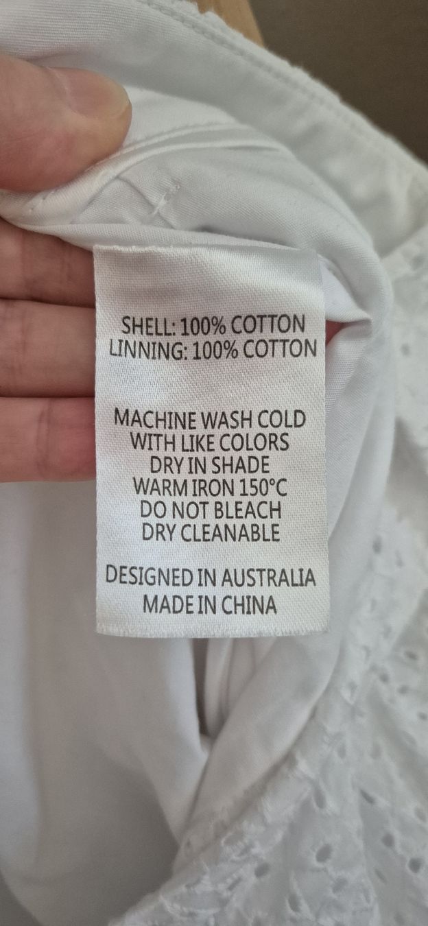 Pantaloni: Baumwollshorts Gr 34 – Usato da Herznach venduto da DieMartin 4