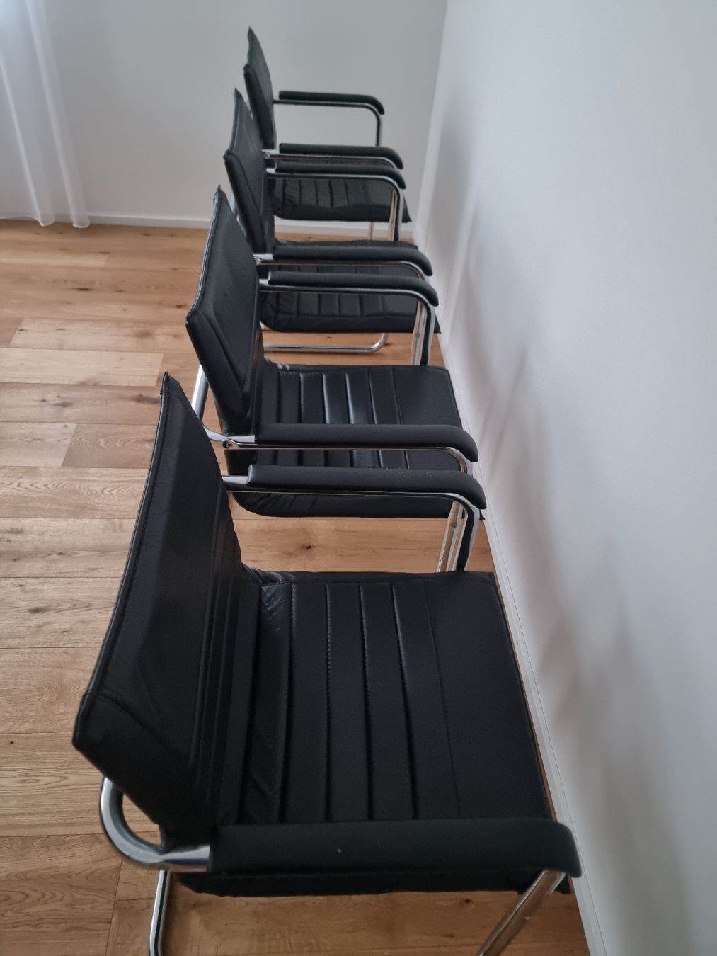 Chaises: 4 Freischwinger Stühle Leder – D'occasion à Gunten par asa017 5