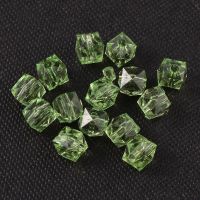 Acrylperlen Transparent facettiert Grün 50Stück