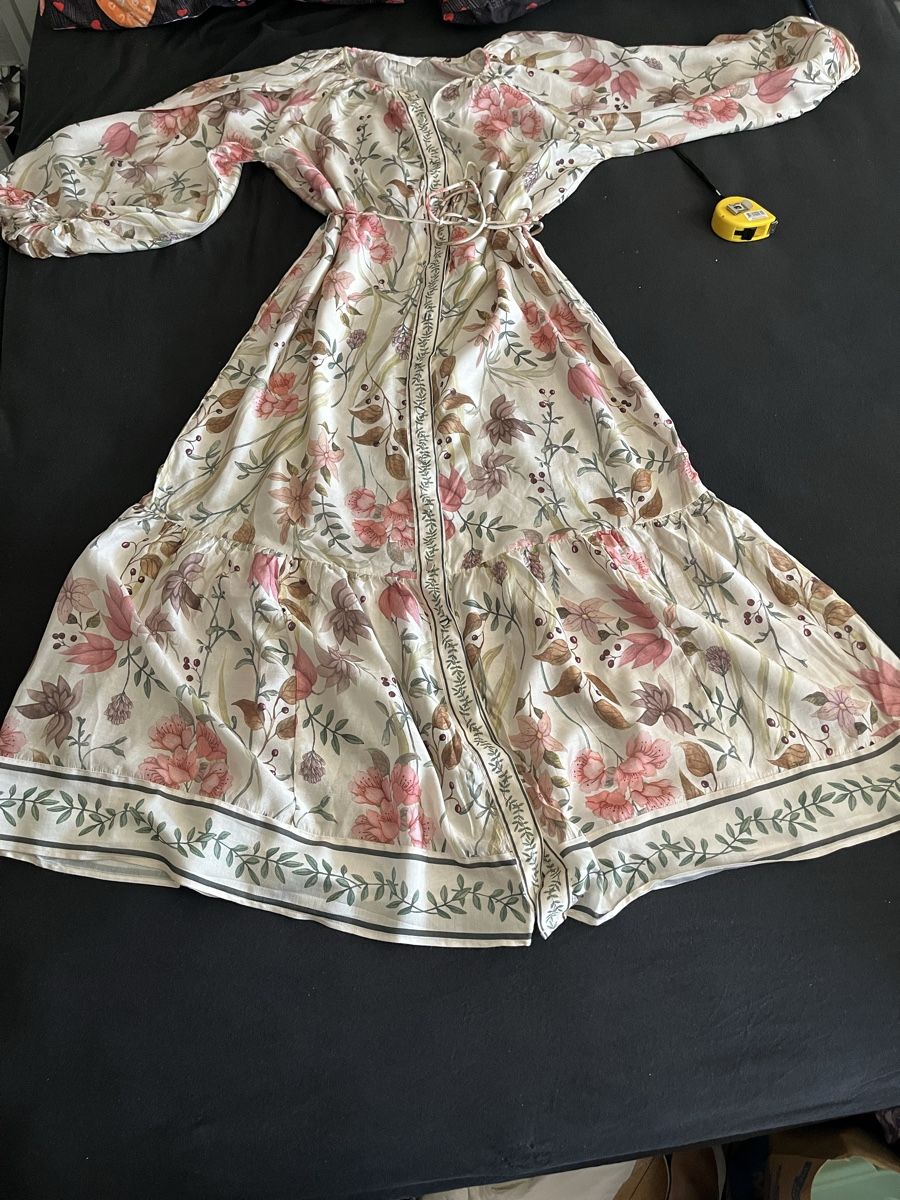 H&M Kleider: Maxi Kleid – Neu (gemäss Beschreibung) aus Olten von sae_82z2