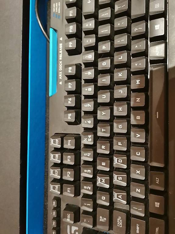 Claviers: Logitech G 910  – D'occasion à Liestal par mad_9w6f 1
