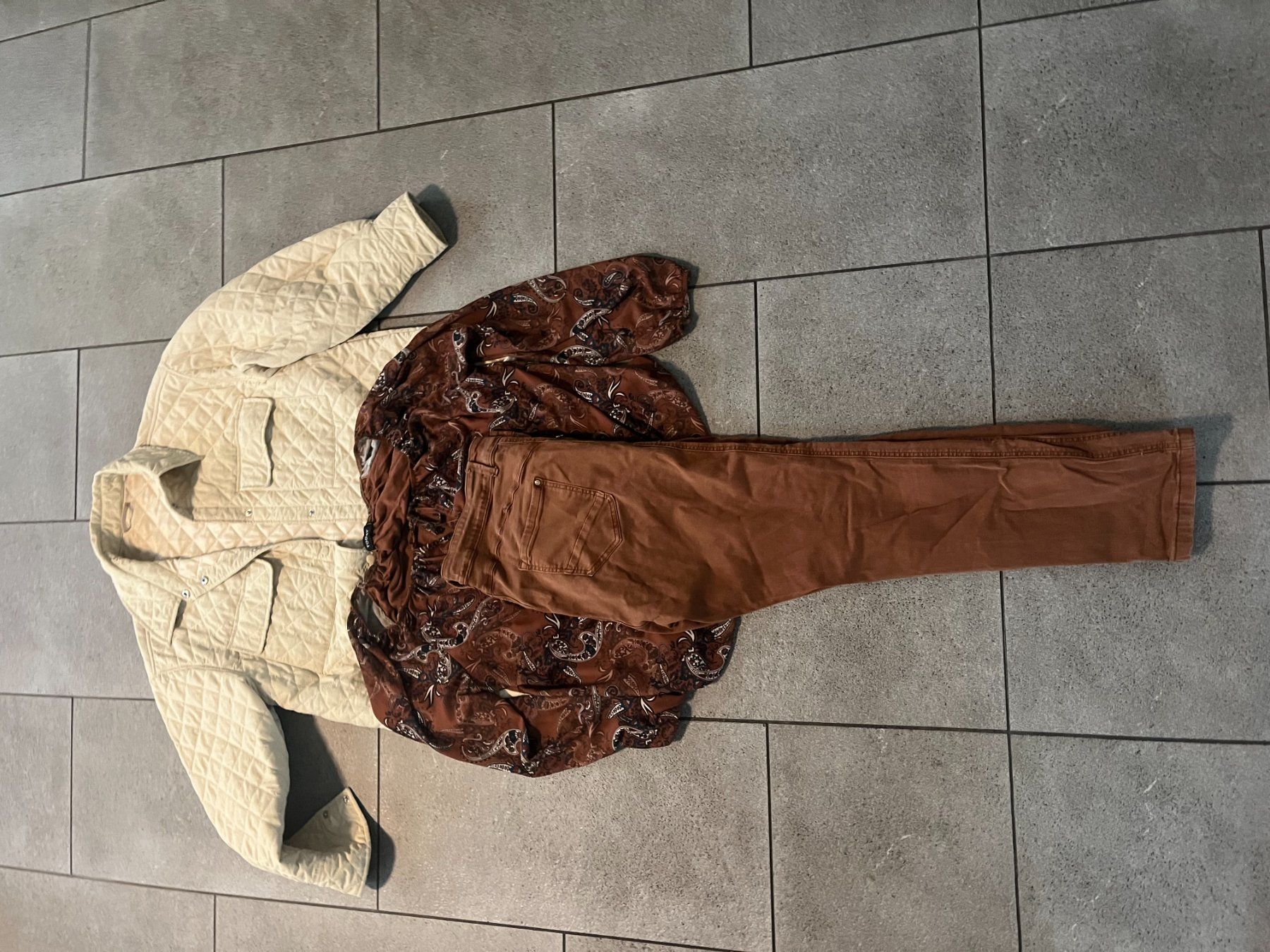 Vestes: Matching Set – D'occasion à Solothurn par Floefi
