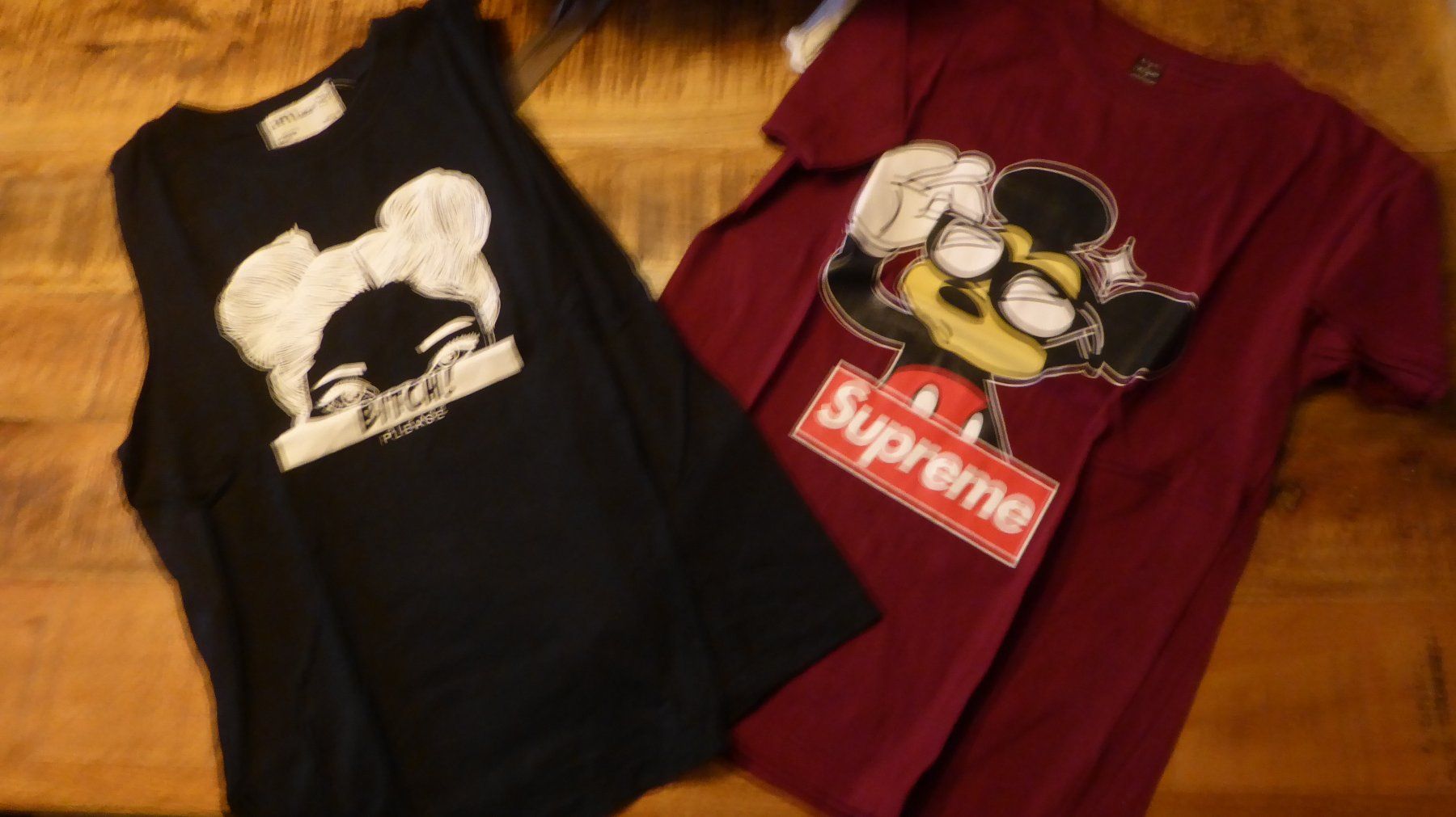 Lotti di vestiti: 2 Originelle Tshirt Gr S Top Zustand – Usato da Sargans venduto da Benziner