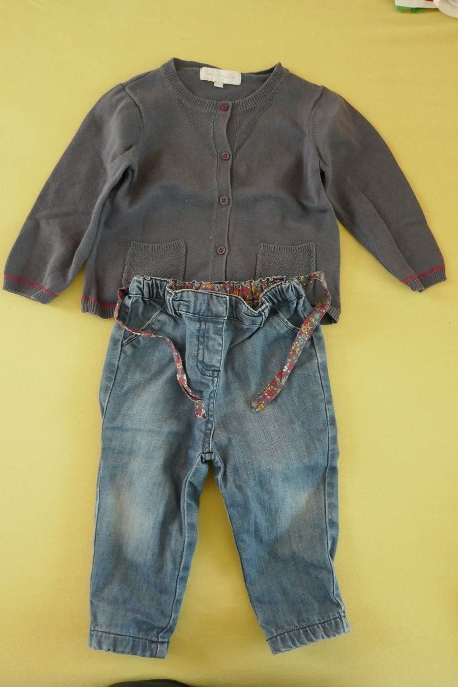 Lotti & Set di vestiti: Zweiteiler Jeans mit Jäckchen Gr. 12 Mte – Nuovo (secondo la descrizione) da Horgen venduto da Feli39