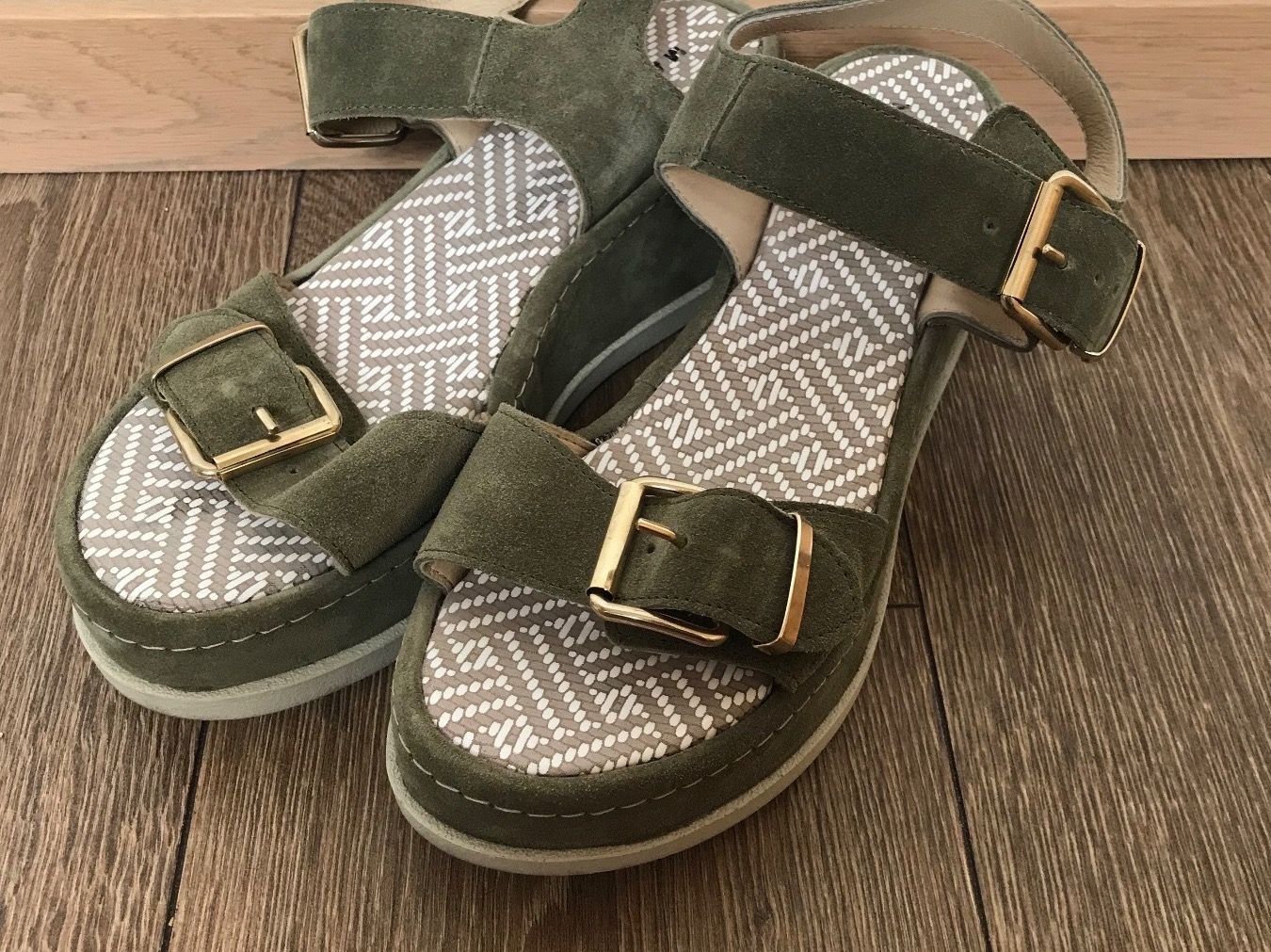 Scarpe da donna: Manas Sandalen 41 – Usato da Luzern venduto da Turmliebe