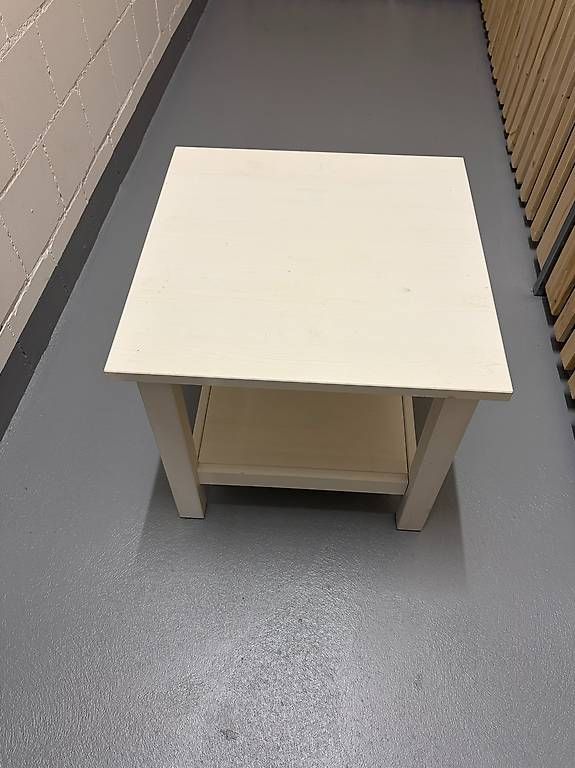 Tables: Beistelltisch – D'occasion à Wohlenschwil par Mr.E1973 1