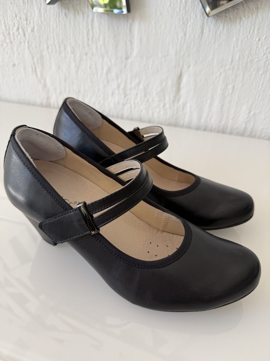 Damenschuhe: Pumps Caprice schwarz – Gebraucht aus Dürnten von Msturz