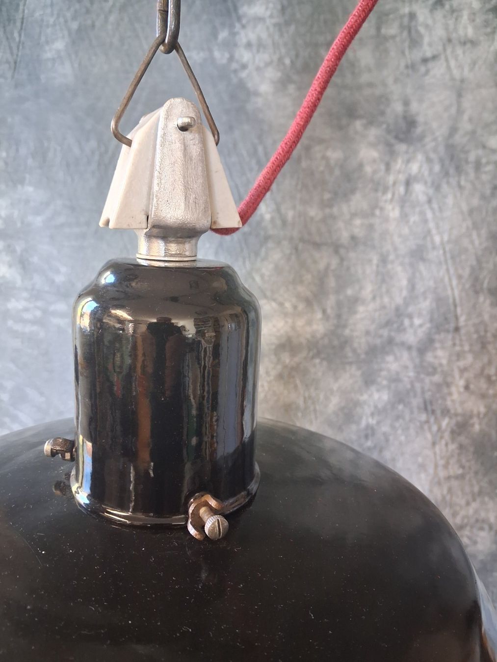 Lampade: Restaurierte alte Emaille Industrie Lampe – Usato da Winterthur venduto da lampenretter 2