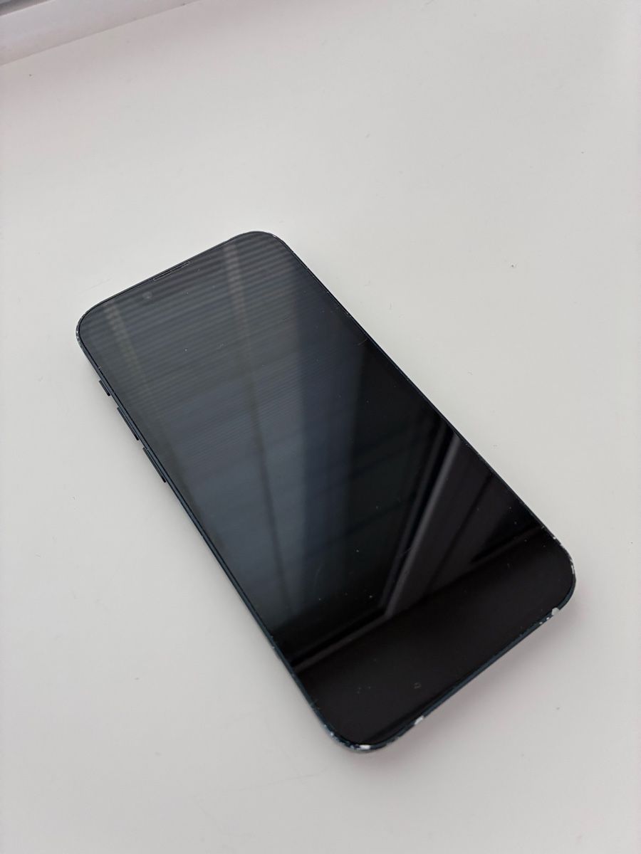 Apple Telefoni cellulari / Smartphones: iPhone 13 Mini 128 GB – Usato da Zürich venduto da Elvis06 4