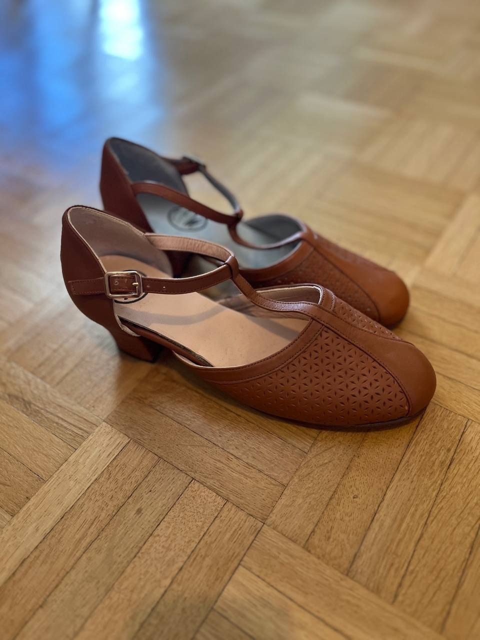 Damenschuhe: Millelire Dancing Shoes – Neu (gemäss Beschreibung) aus Genève von 123_9cbw