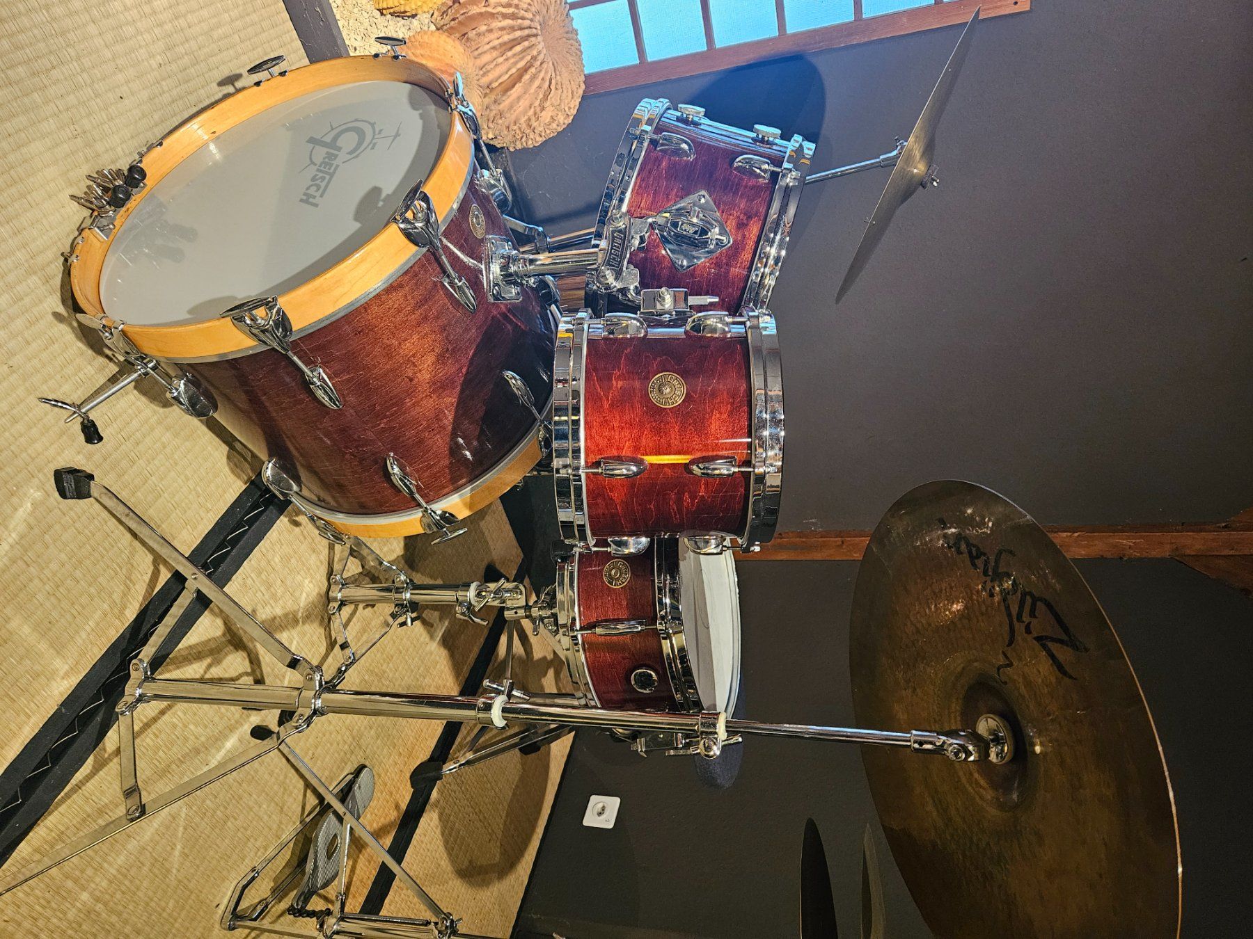 Strumenti musicali: GRETSCH drums – Usato da Aclens venduto da Keenan 1