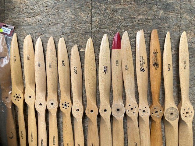 Motori: Holz Prop – Usato da Willisau venduto da Borsti