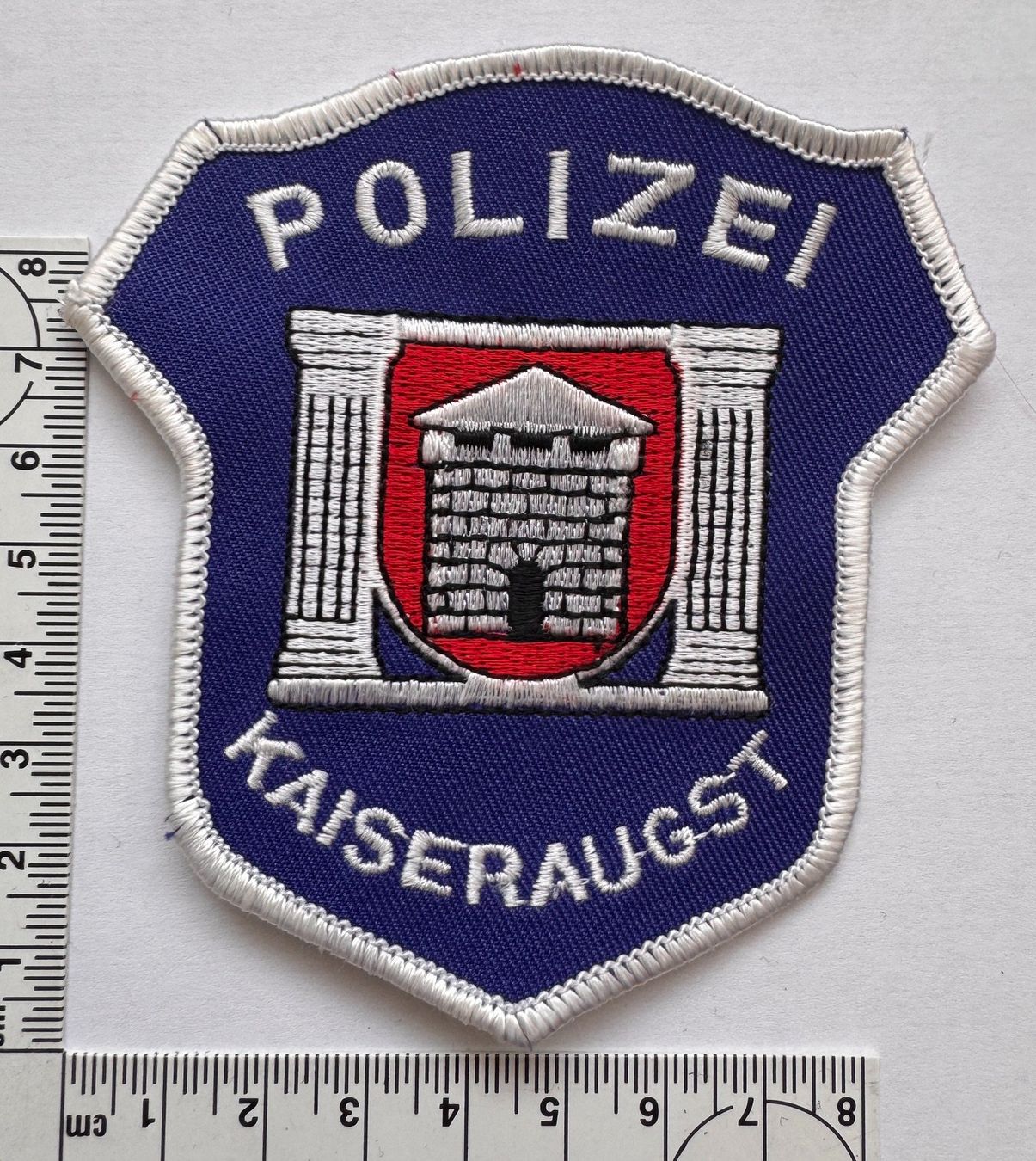 Placchette & Badge: 1 Polizei Abzeichen Polizei Kaiseraugst – Nuovo (secondo la descrizione) da Zürich venduto da Policepatch