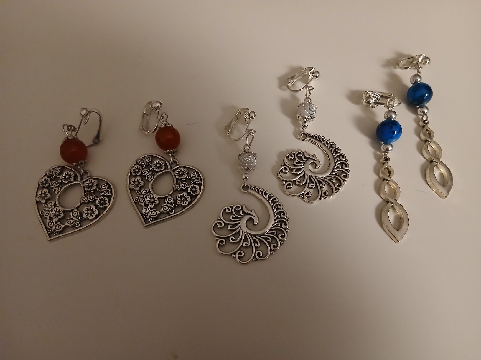Orecchini pendenti & Orecchini a lobo: 3 Paar Ohrclips Handarbeit – Nuovo e nell'imballaggio originale da Stansstad venduto da mikamo
