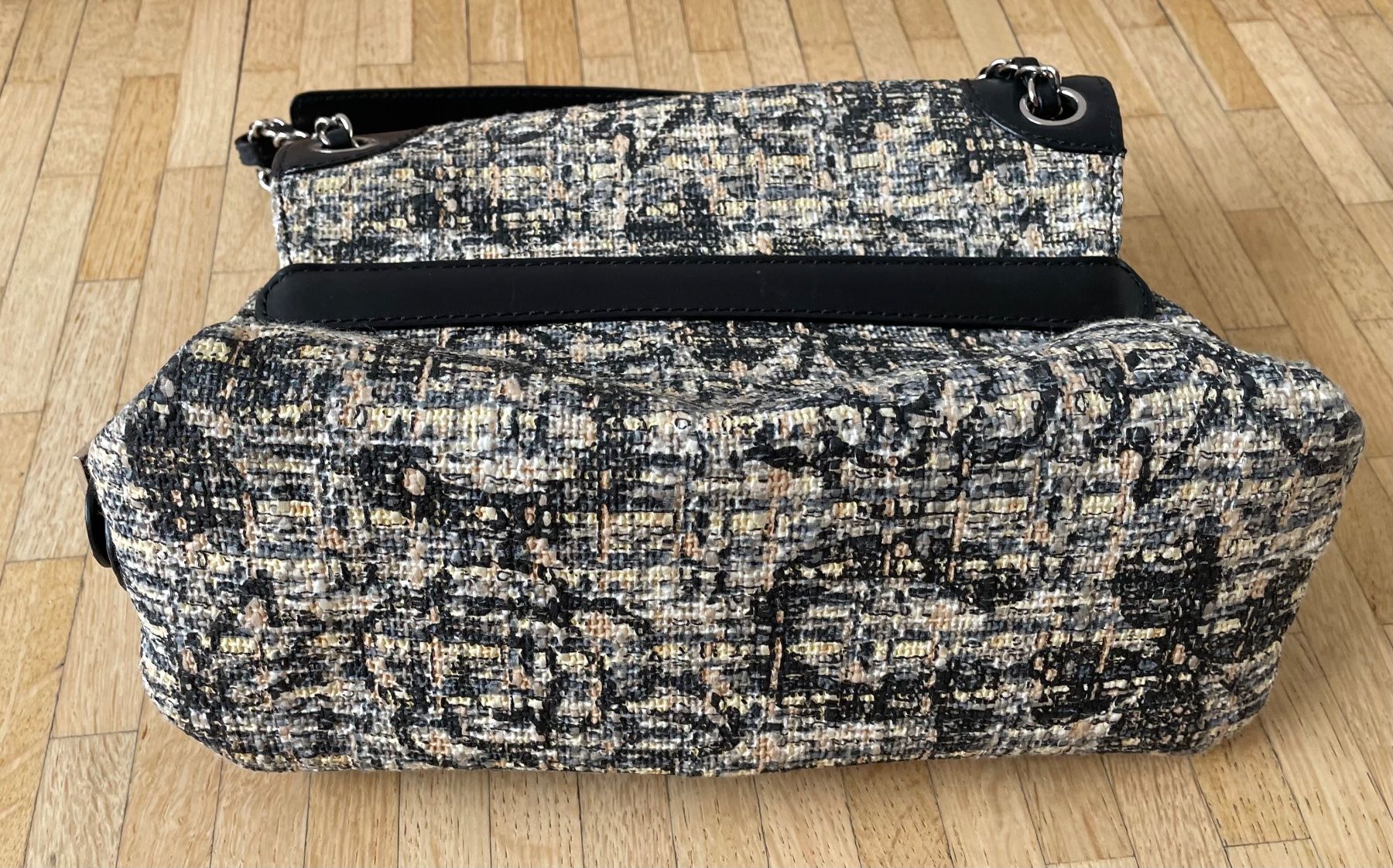 Chanel Borse da donna: Chanel Tweed Tasche – Usato da Zürich venduto da HBe 8