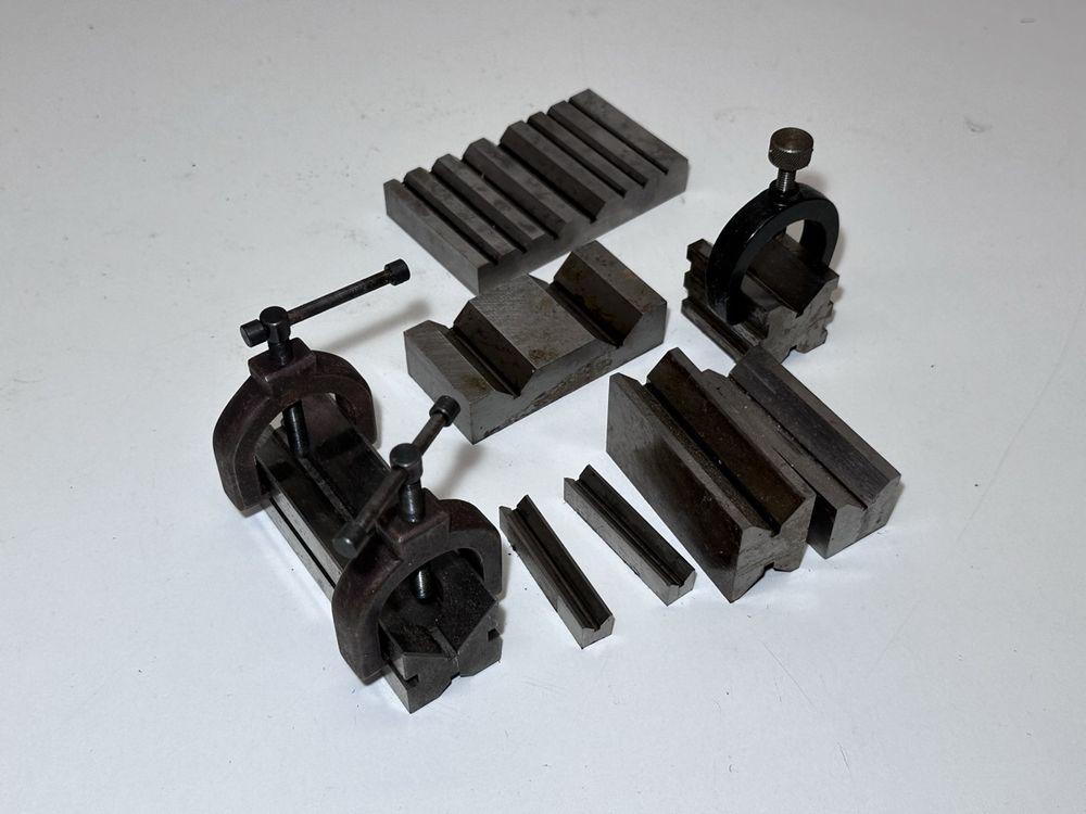 PRISMENBLÖCKE 1 PAAR mit Spannbügel Winkelprismen 105x105x78 mm EUR 229