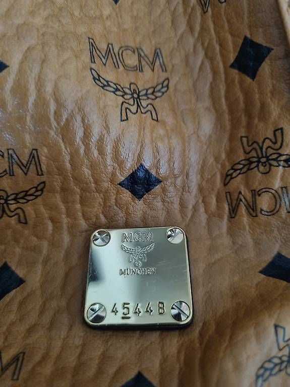 Mcm Borse da donna: MCM Beuteltasche neuwertig – Usato da Bülach venduto da debi9191 4