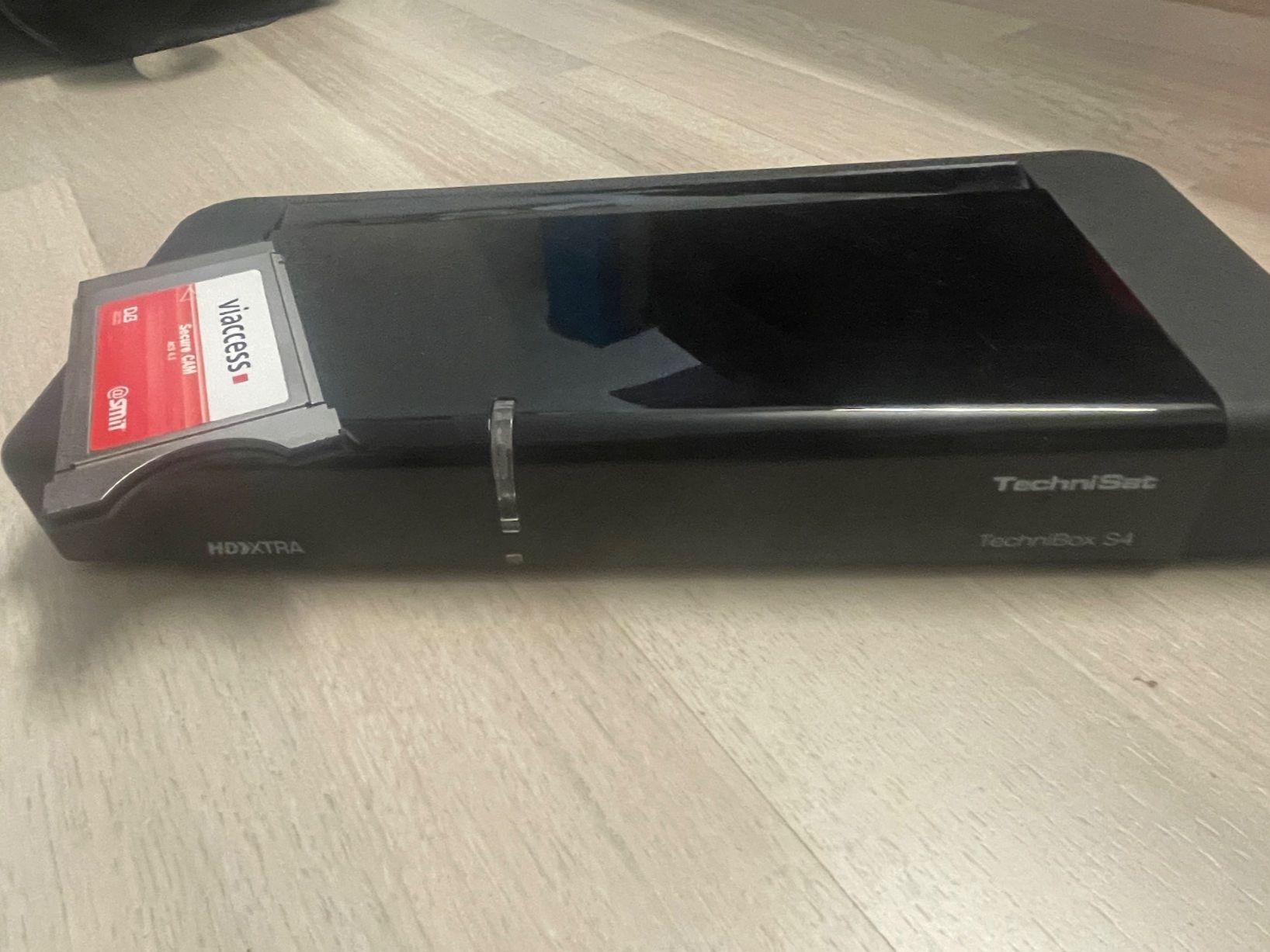 Ricevitori: Technisat TechniBox S4 Digital Sat Receiver, mit Viaccess CI – Usato da Winkel venduto da Ronh 3