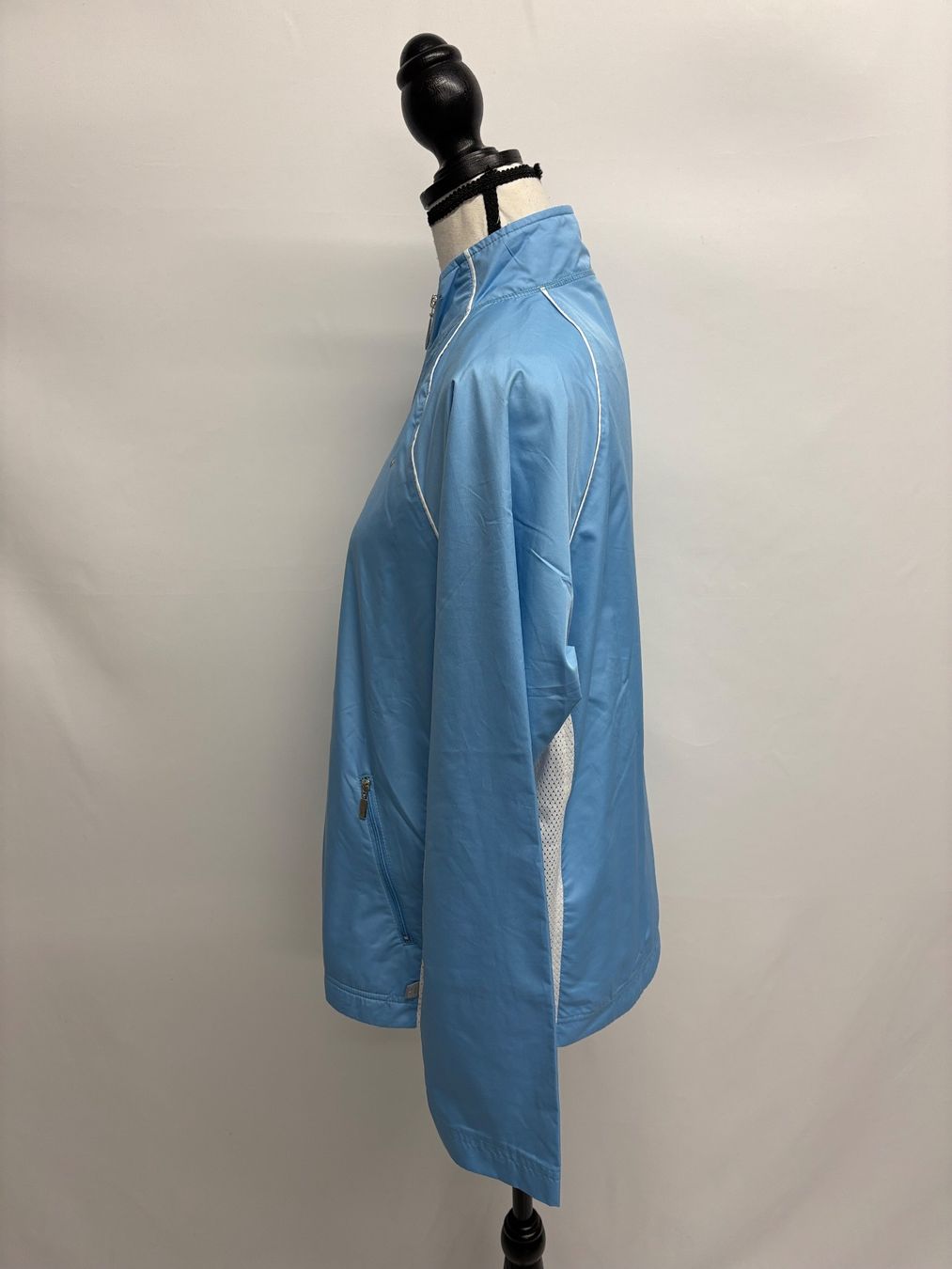 Nike Giacche: Nike Jacke, hellblau Gr. M Trainingsjacke Mesh – Nuovo (secondo la descrizione) da Regensdorf venduto da secondchancefashion 2