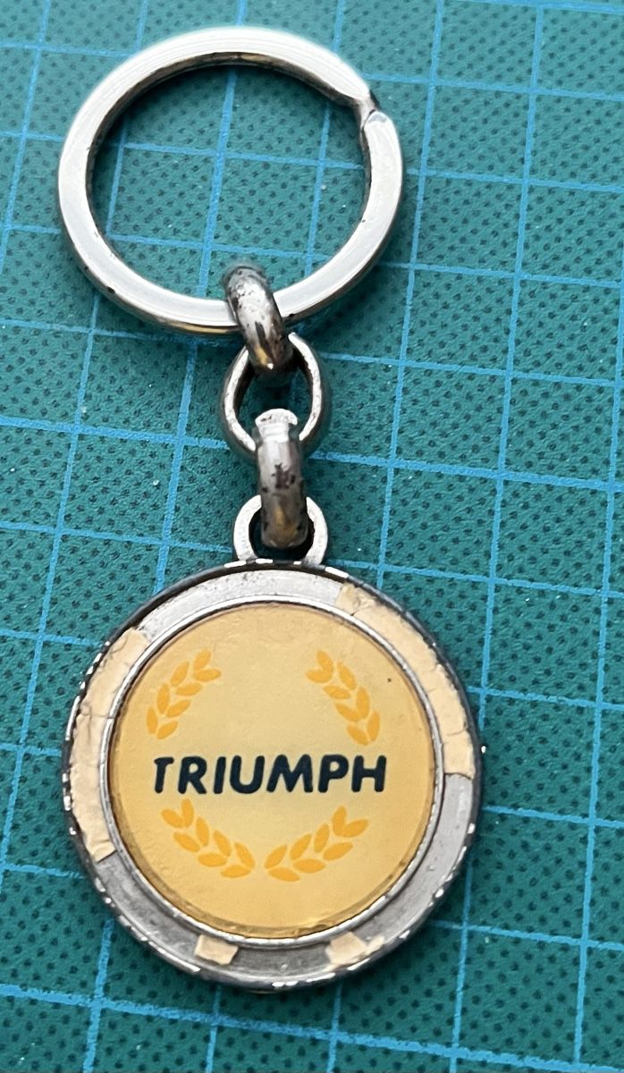 Portachiavi: Triumph Schlüsselanhänger  – Usato da Sevelen venduto da Ritiplampi