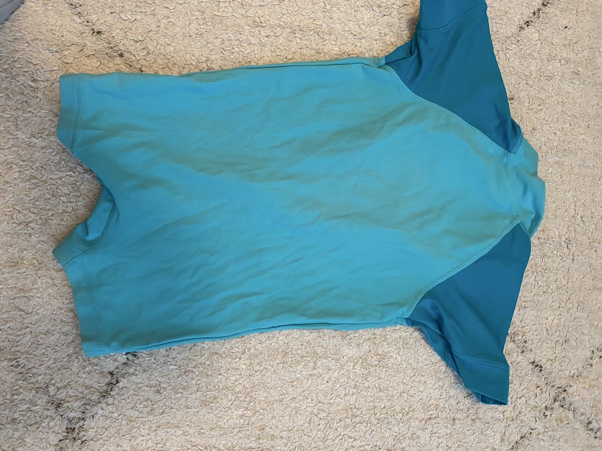Costumi da bagno: 2 UV-Badeanzüge von Polarn O. Pyret. – Usato da Thalwil venduto da ollena 9