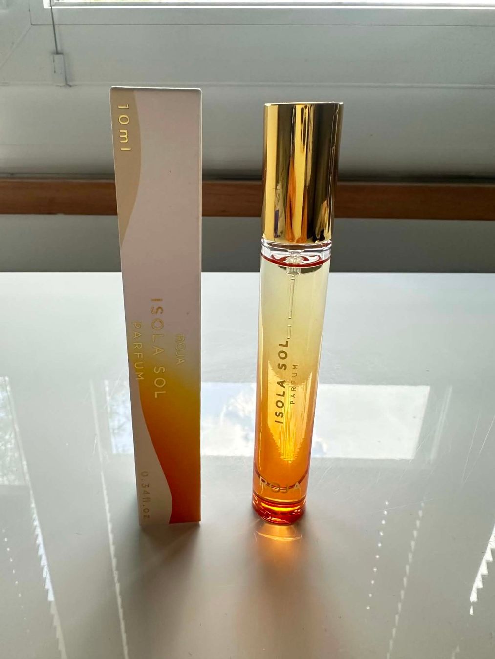 Roja Profumi & Eau de Toilette: Roja Isola Sol 10ml + Echantillon 2ml Serenity Blend – Nuovo (secondo la descrizione) da Moutier venduto da GINGUM 1