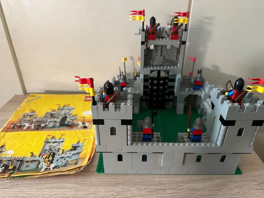 LEGO Ritter 6080 King's Castle (Gebraucht) in Basel für CHF 225 – mit ...