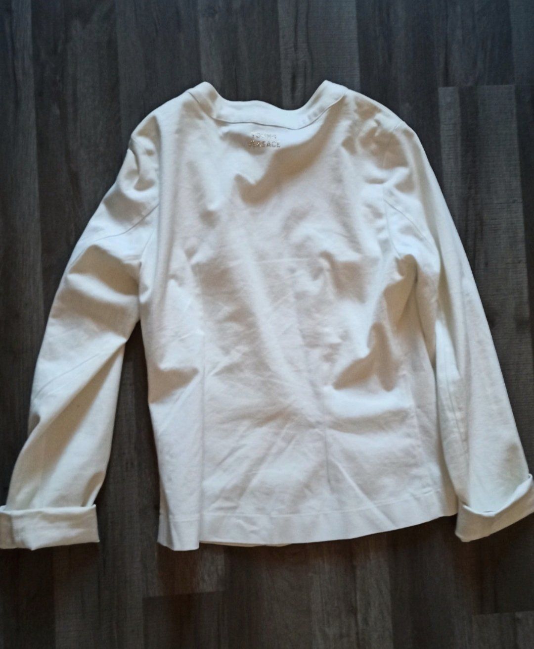 Versace Completi: Ensemble blanc satiné VERSACE 14ans – Usato da Leytron venduto da SoniaGreen 3