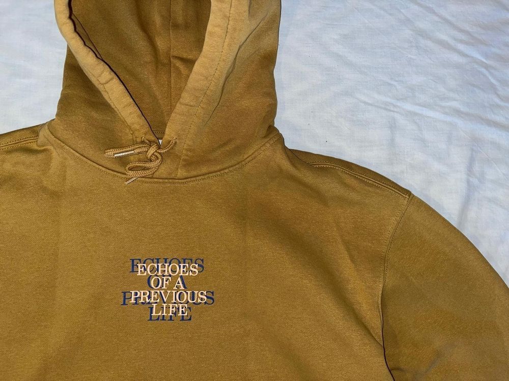 H&M Maglioni & Felpe: Sweat-shirt jaune moutarde avec imprimés – Nuovo (secondo la descrizione) da Delémont venduto da elena_neuhaus 2