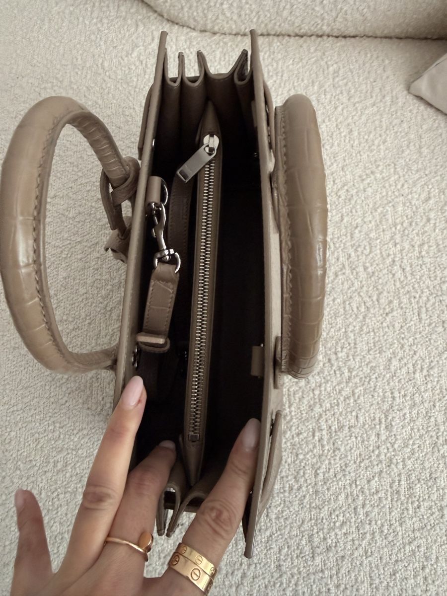 Saint Laurent Borse da donna: Saint Laurent Sac du Jour Nano  – Nuovo (secondo la descrizione) da Zürich venduto da dmedina147 4