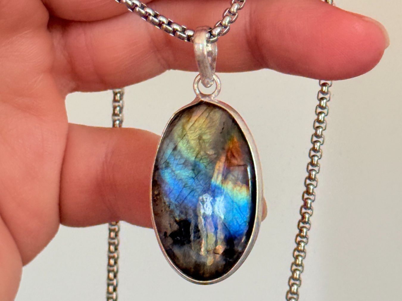 Catenine: Collier avec Labradorite – Nuovo e nell'imballaggio originale da Genève venduto da AWWA
