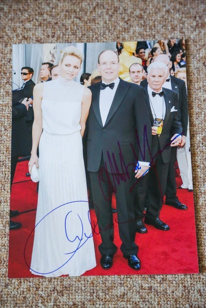 Autogramme: Fürst Albert + Charlene Monaco Autogramm – Gebraucht aus Kaisten von Simpsons4