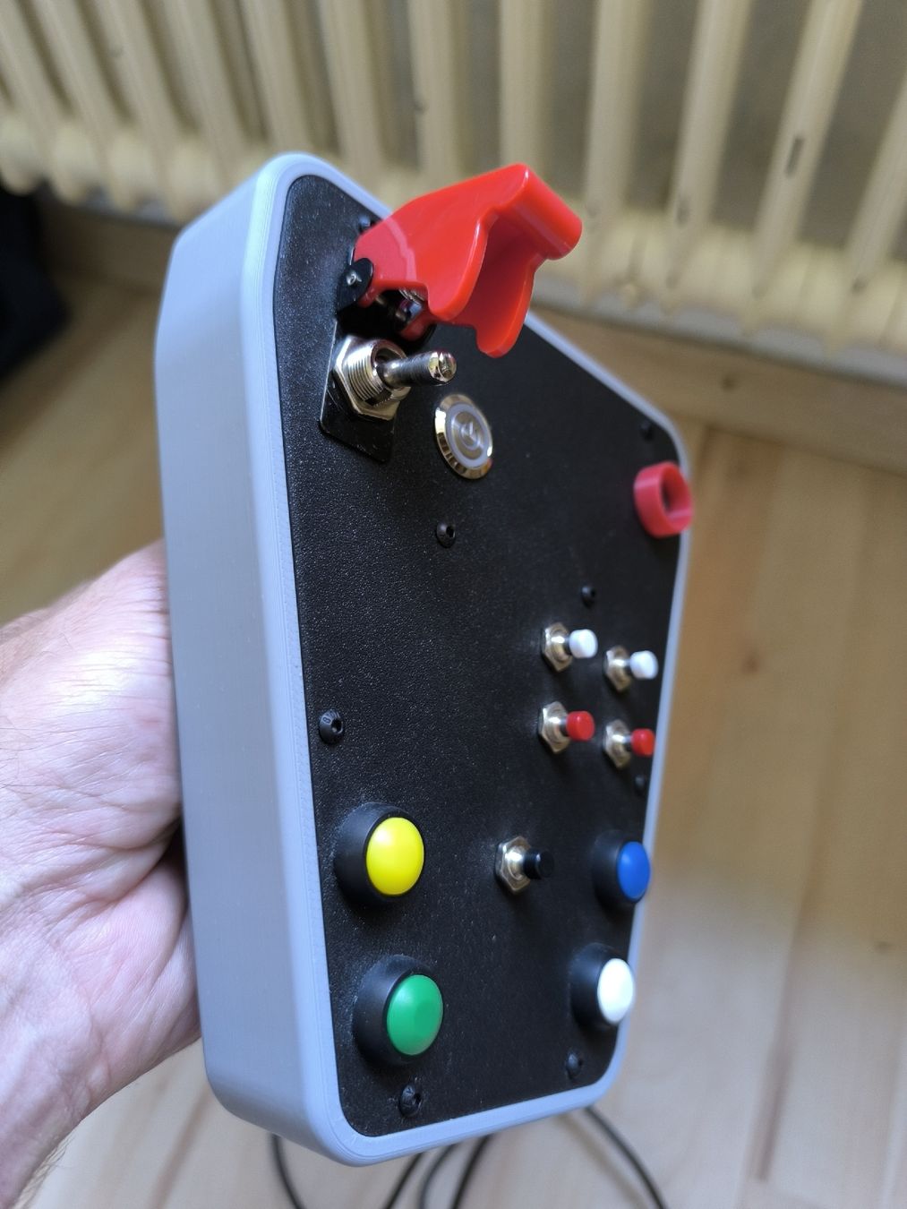 Manettes: Button box usb – D'occasion à Zürich par Travaglino 2