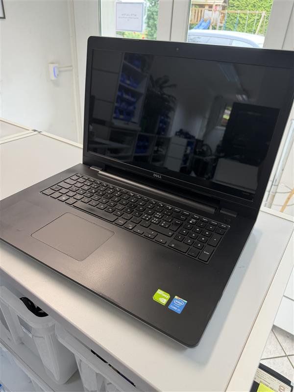 Dell Notebook: Dell  Inspiron 5749 – Usato da Zizers venduto da Digitag0