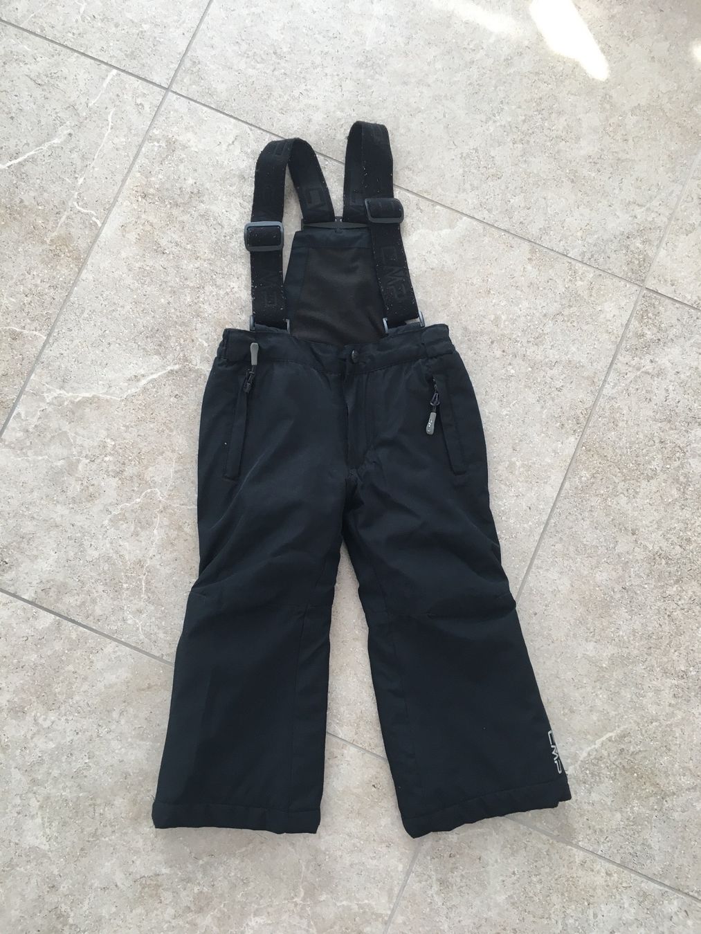 Hosen: Schnee-Latzhose Gr. 92 – Gebraucht aus Gächlingen von Tara_devi