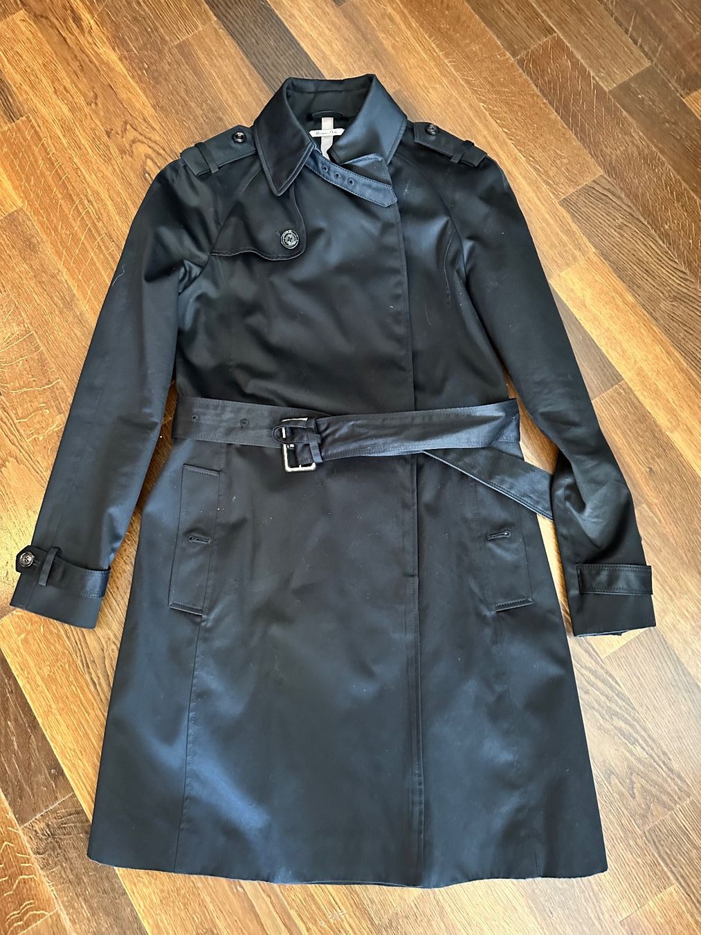 Massimo Dutti Cappotti: Massimo Dutti trench coat – Nuovo (secondo la descrizione) da Zürich venduto da Yuece