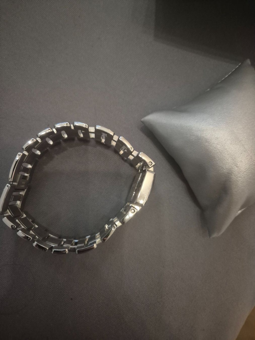 Lotus Orologi: Lotus Damenuhr, Silber, neuwertig – Nuovo e nell'imballaggio originale da Glattfelden venduto da Jenoptik 3
