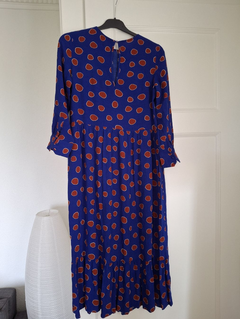 Vestiti: Robe bleue à pois bruns  – Usato da Lausanne venduto da Cognitia 2
