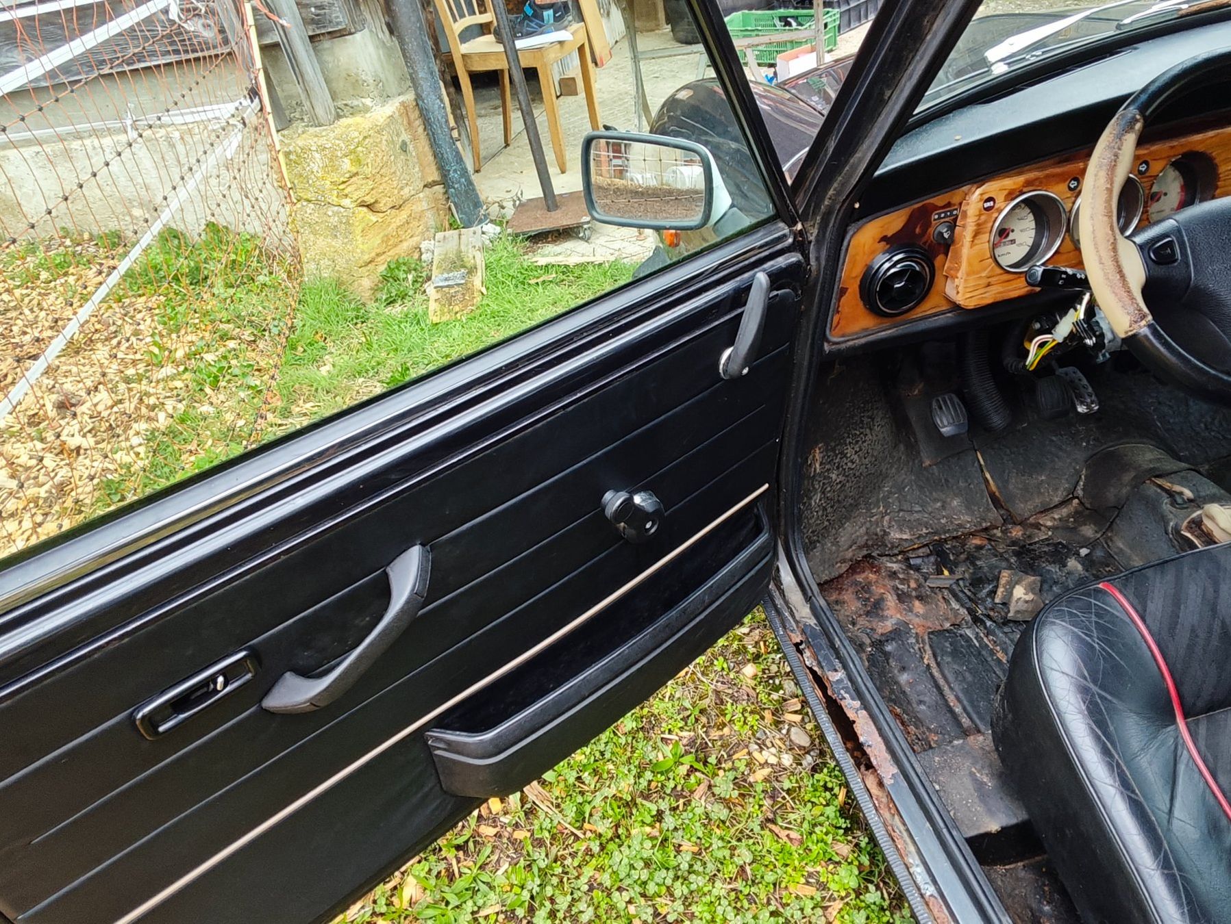 Rover Automobili: Classic Mini Cooper 1.3 MPI 1996 Rover – Usato da Aarau Rohr venduto da Hometrix 6